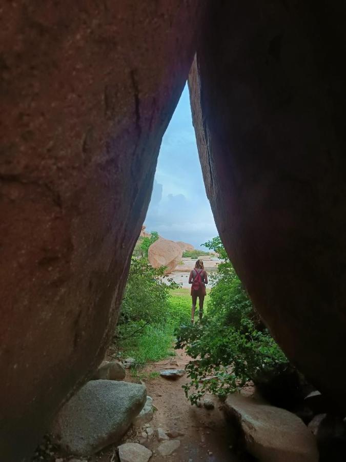 Hearthspace Hampi - Small Home, A Low-Impact Backpackers Hostel Extérieur photo